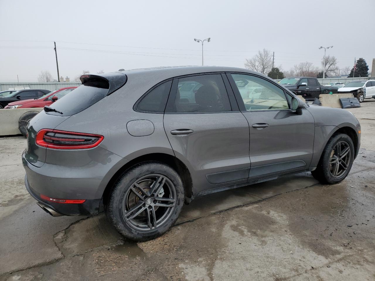 Photo 2 VIN: WP1AB2A51GLB41221 - PORSCHE MACAN 