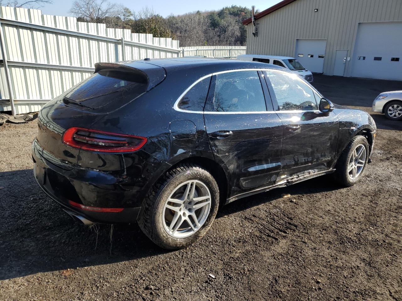 Photo 3 VIN: WP1AB2A52JLB38674 - PORSCHE MACAN 