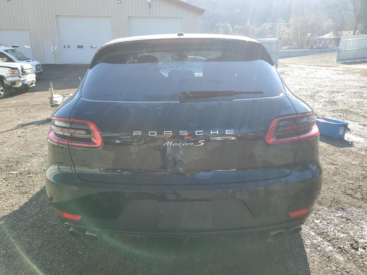 Photo 6 VIN: WP1AB2A52JLB38674 - PORSCHE MACAN 