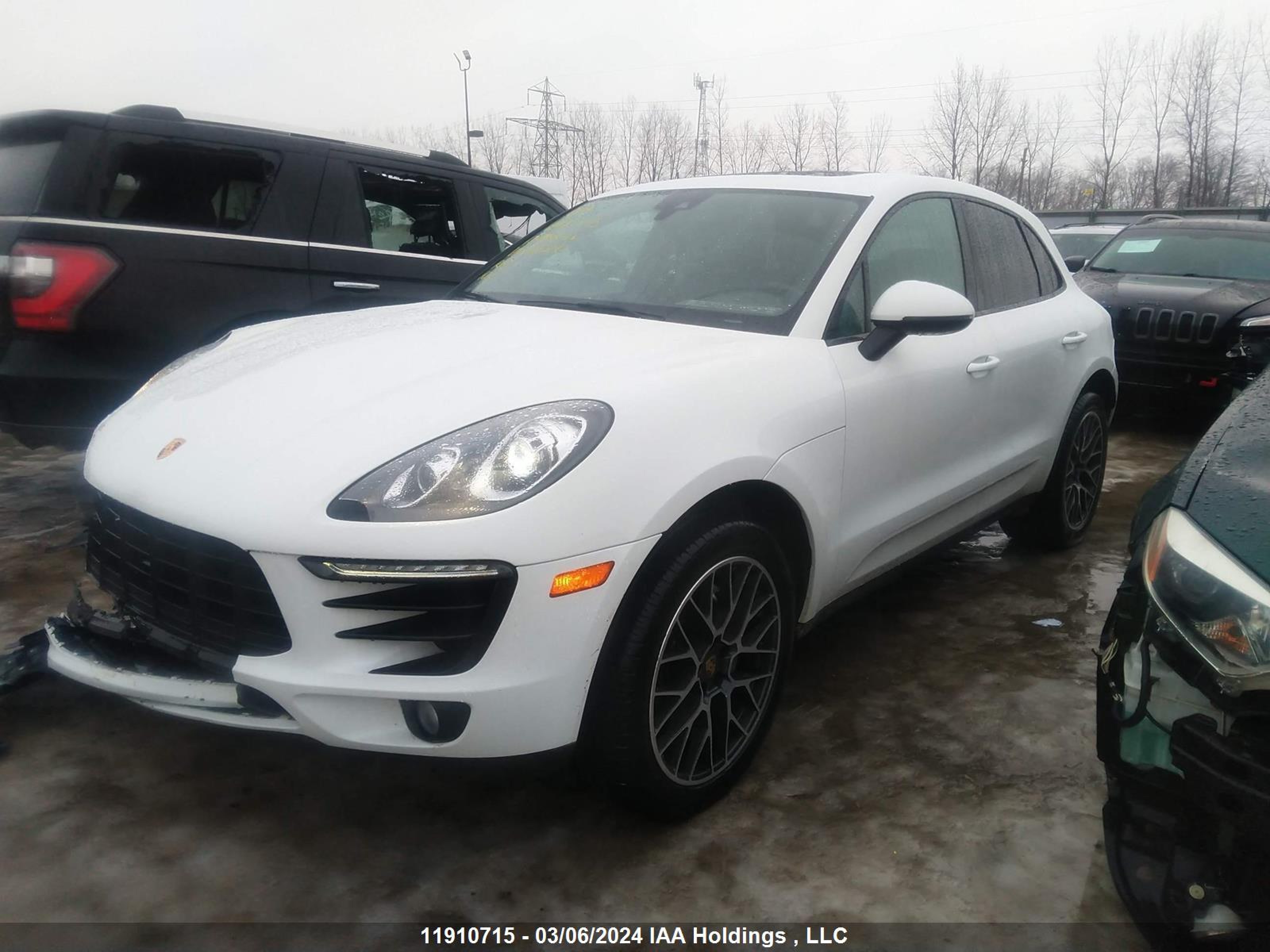 Photo 1 VIN: WP1AB2A53HLB18380 - PORSCHE MACAN 