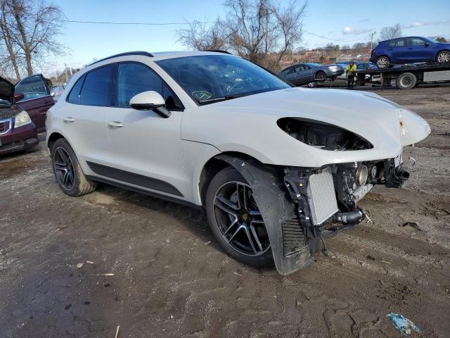 Photo 3 VIN: WP1AB2A54MLB38356 - PORSCHE MACAN S 