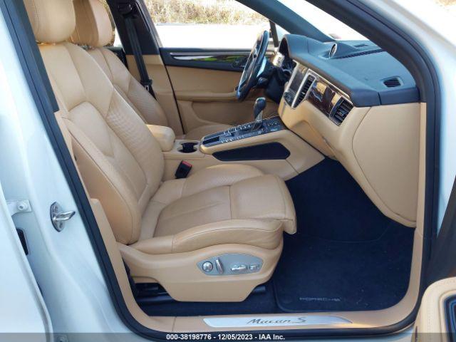 Photo 4 VIN: WP1AB2A55JLB32402 - PORSCHE MACAN 