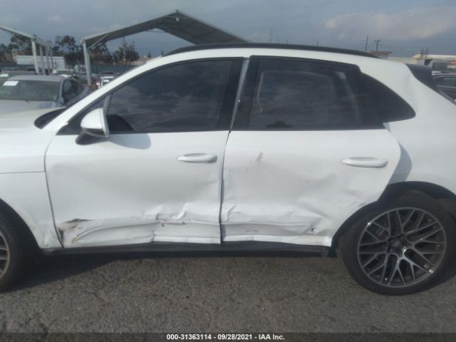 Photo 5 VIN: WP1AB2A56LLB32198 - PORSCHE MACAN 