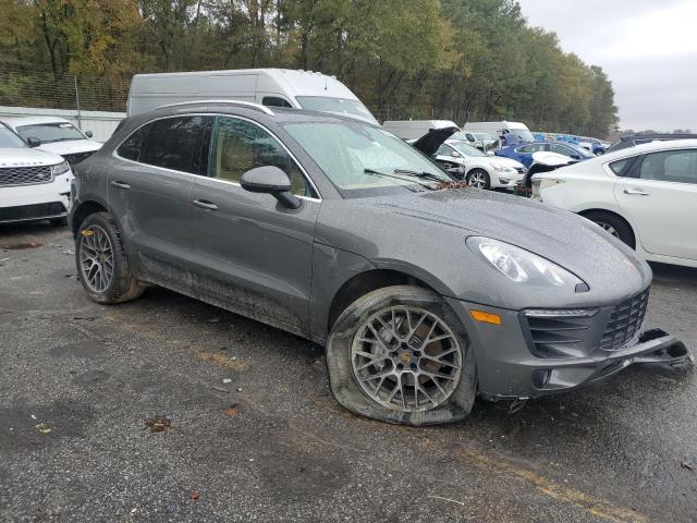 Photo 3 VIN: WP1AB2A5XGLB41072 - PORSCHE MACAN S 