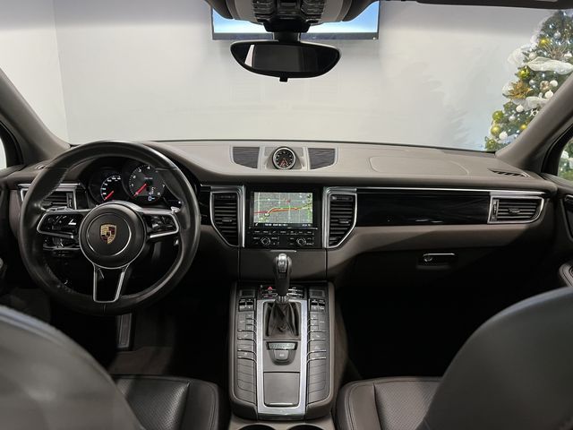 Photo 1 VIN: WP1AB2A5XGLB47194 - PORSCHE MACAN 