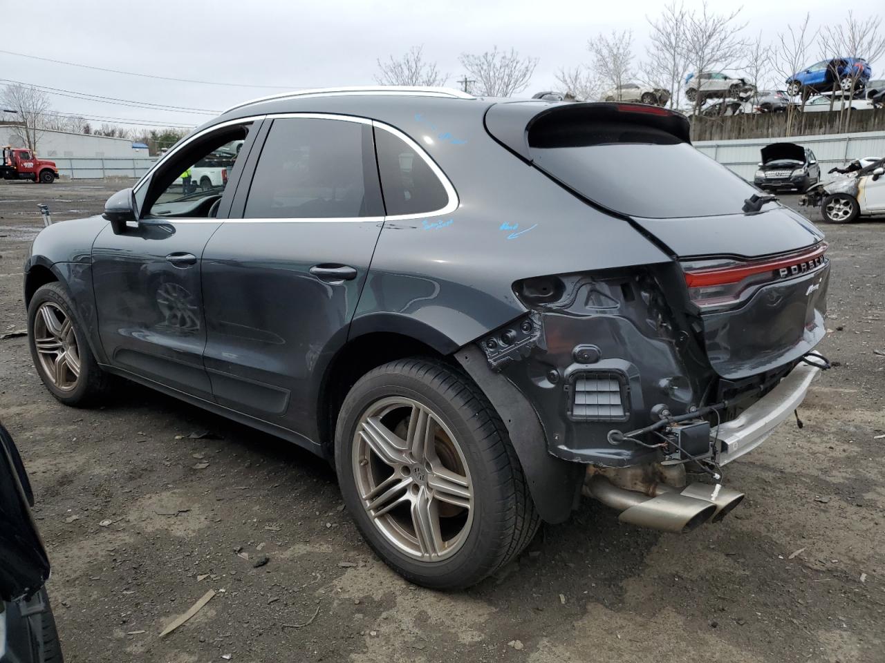 Photo 1 VIN: WP1AB2A5XLLB32057 - PORSCHE MACAN 