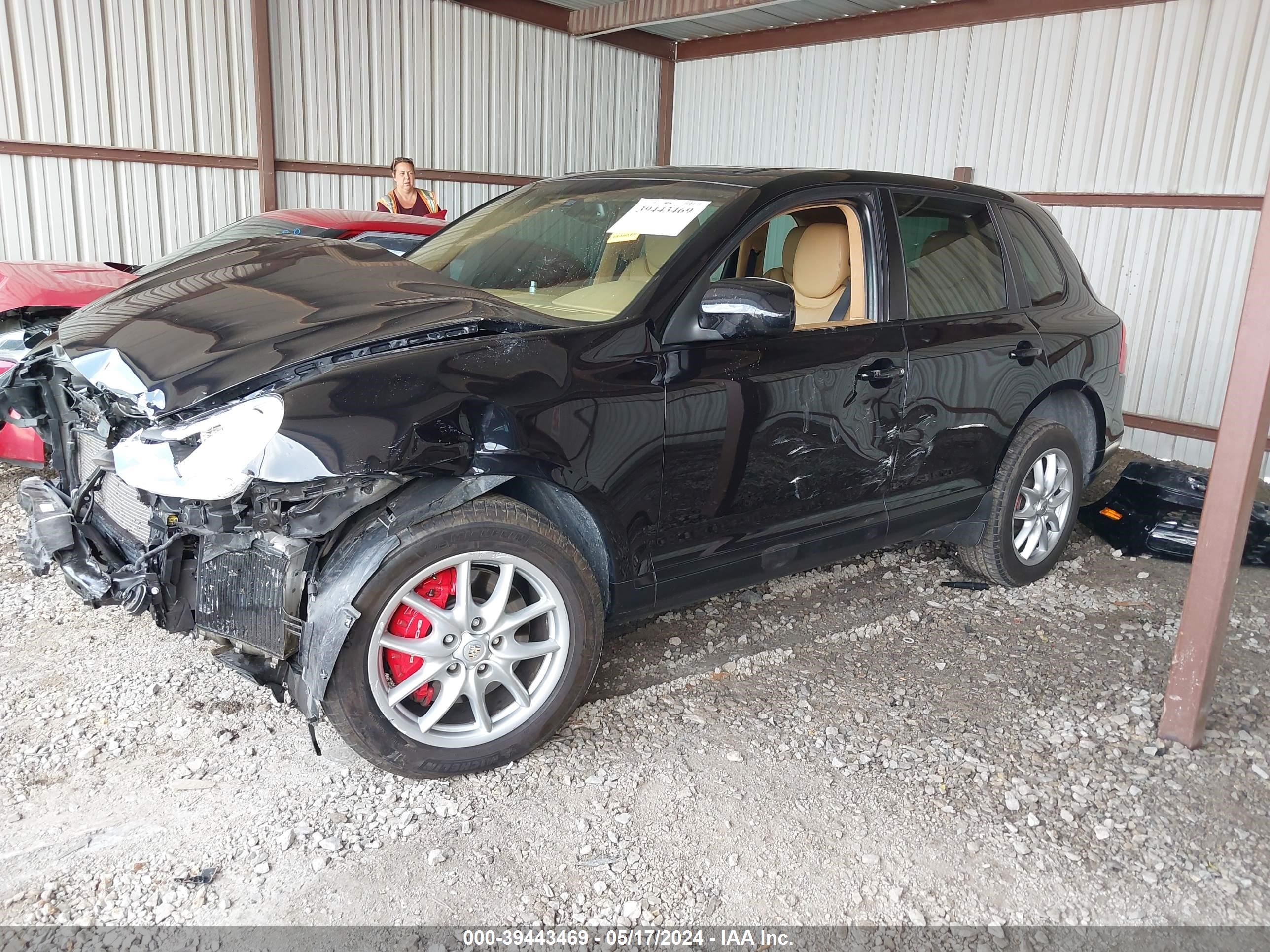 Photo 1 VIN: WP1AC29P08LA93585 - PORSCHE CAYENNE 