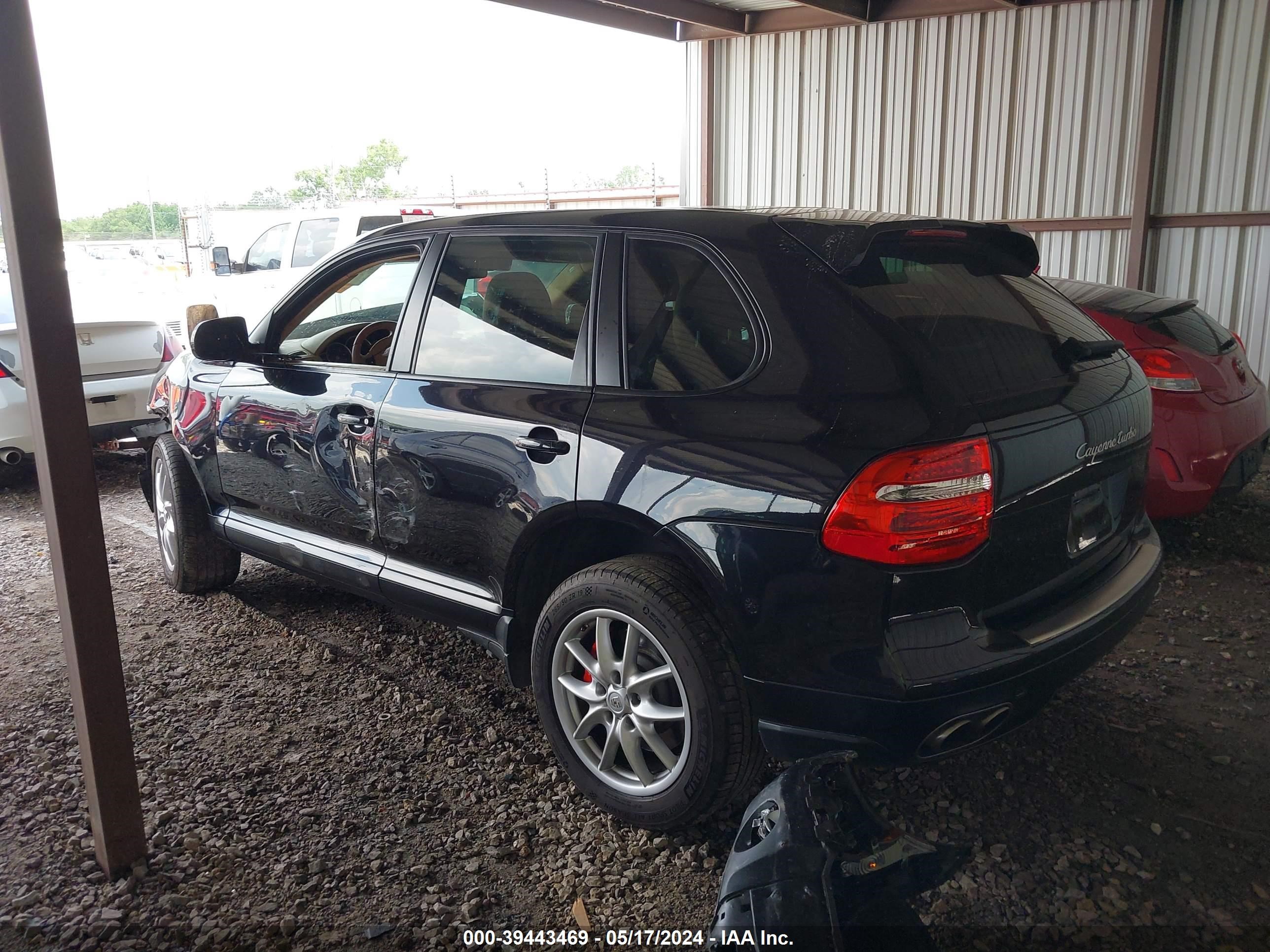 Photo 2 VIN: WP1AC29P08LA93585 - PORSCHE CAYENNE 