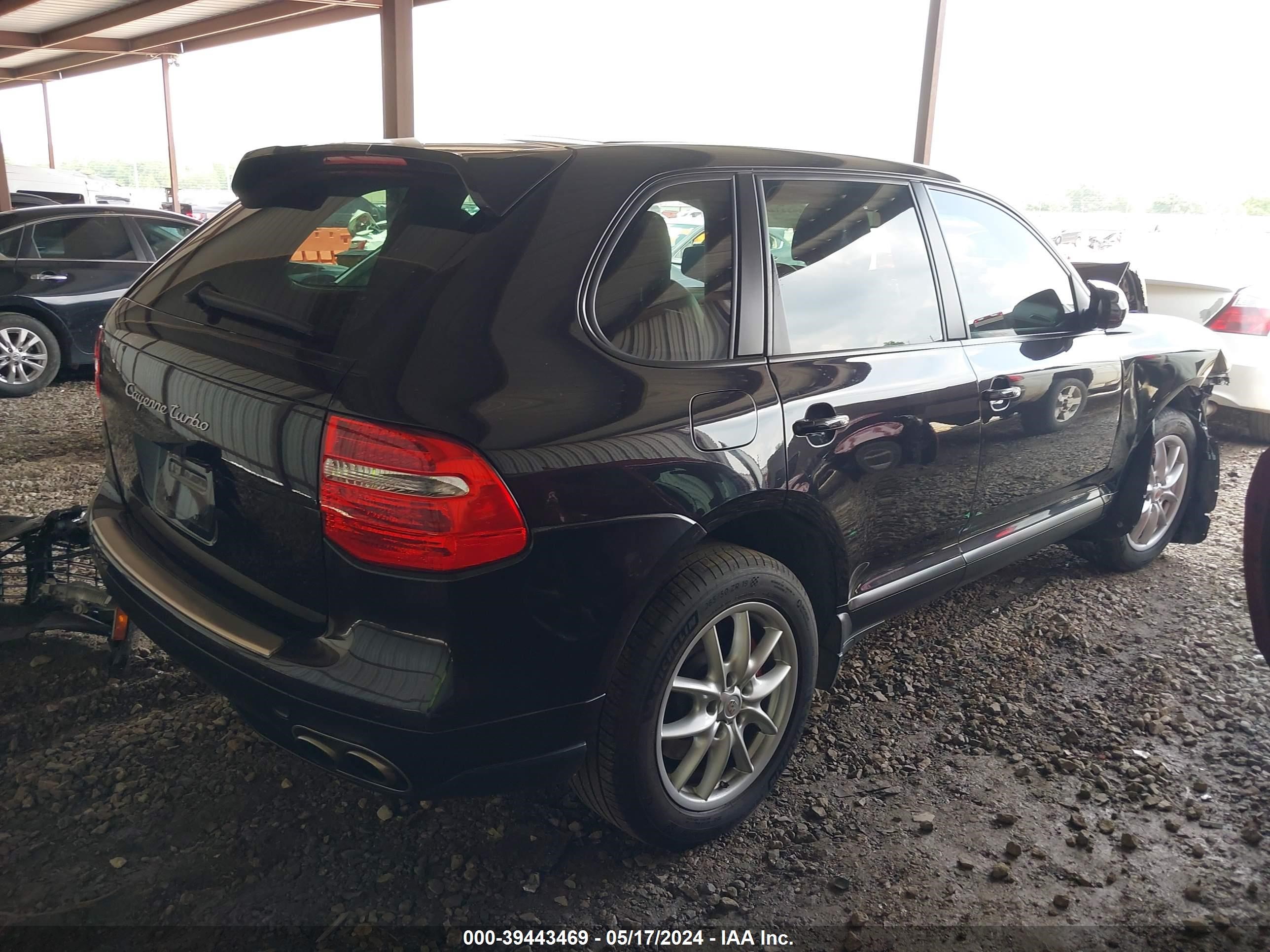 Photo 3 VIN: WP1AC29P08LA93585 - PORSCHE CAYENNE 