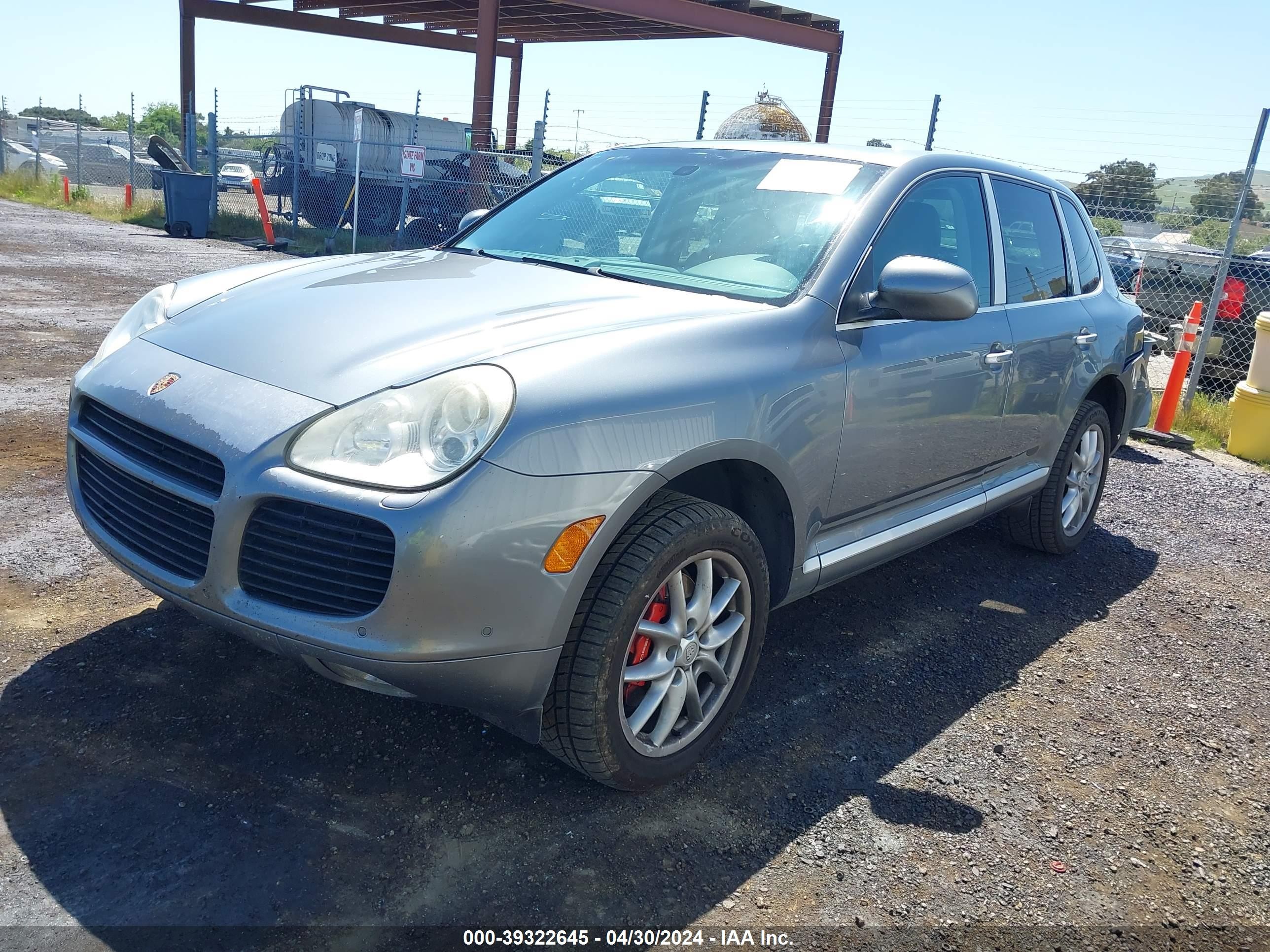 Photo 1 VIN: WP1AC29P54LA90627 - PORSCHE CAYENNE 