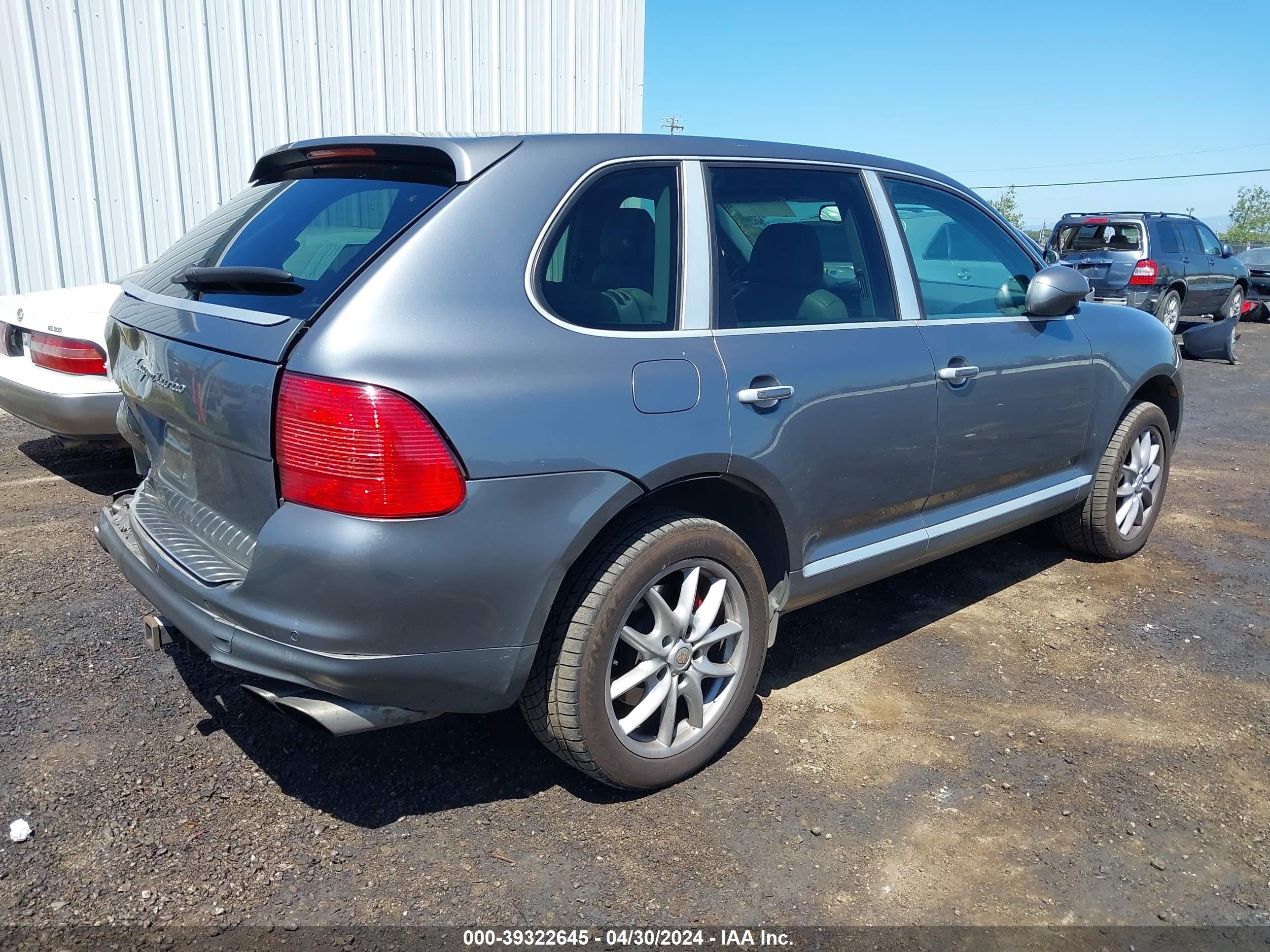 Photo 3 VIN: WP1AC29P54LA90627 - PORSCHE CAYENNE 