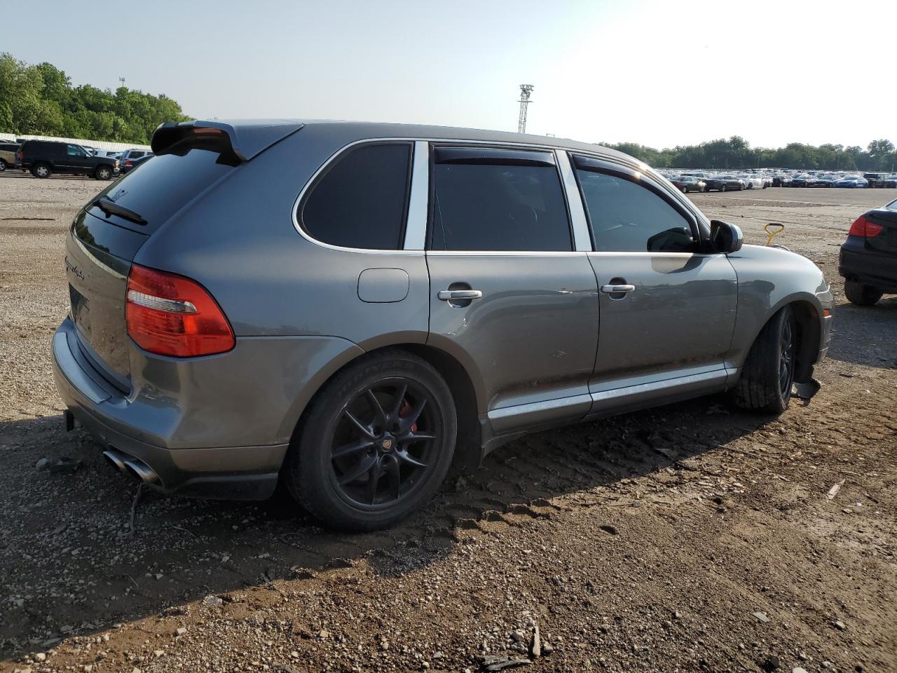 Photo 2 VIN: WP1AC29P68LA90027 - PORSCHE CAYENNE 