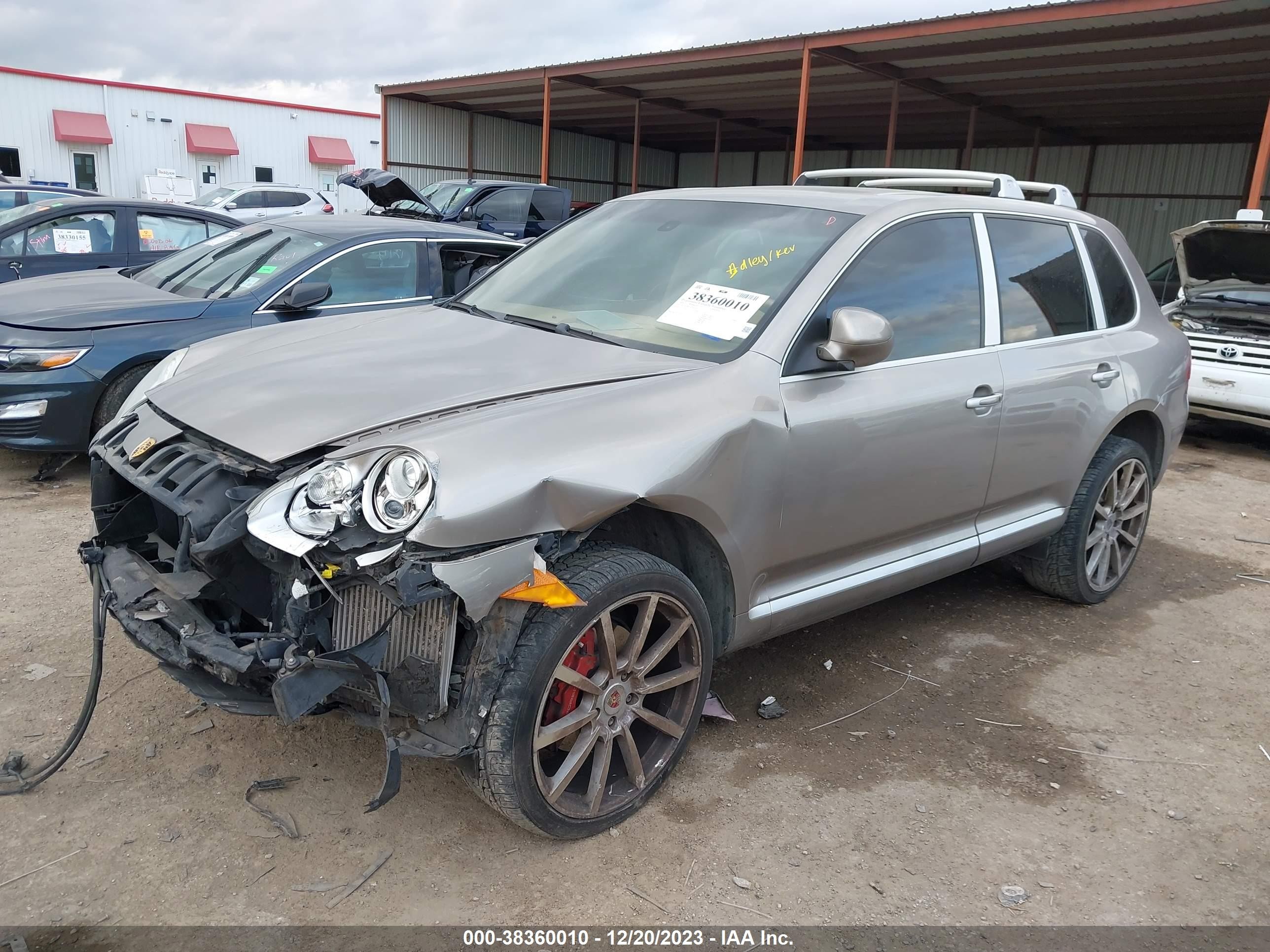 Photo 1 VIN: WP1AC29PX4LA94169 - PORSCHE CAYENNE 