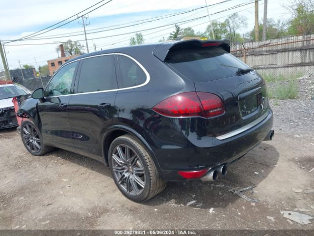 Photo 2 VIN: WP1AC2A21CLA80305 - PORSCHE CAYENNE 