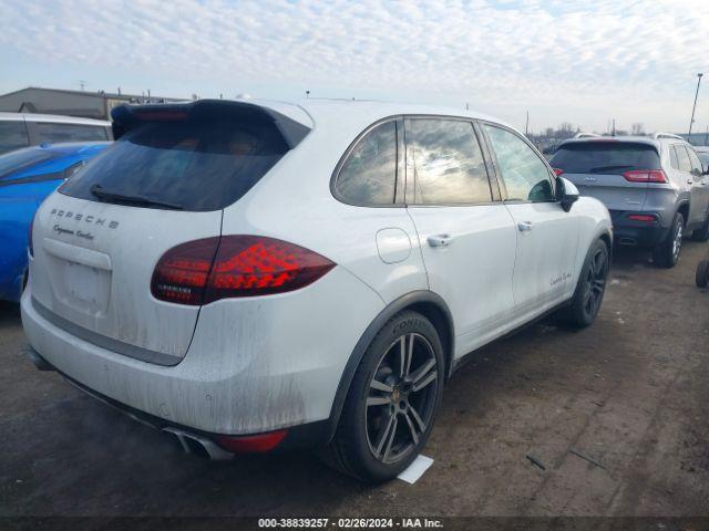 Photo 3 VIN: WP1AC2A25CLA84695 - PORSCHE CAYENNE 