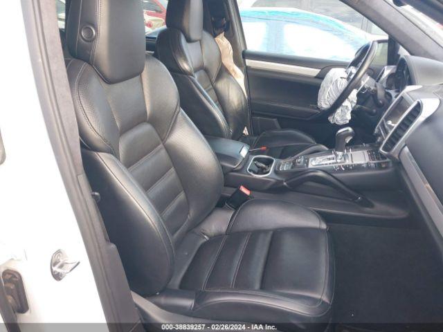 Photo 4 VIN: WP1AC2A25CLA84695 - PORSCHE CAYENNE 