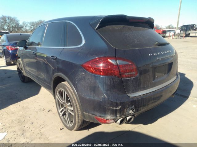 Photo 2 VIN: WP1AC2A27CLA81412 - PORSCHE CAYENNE 