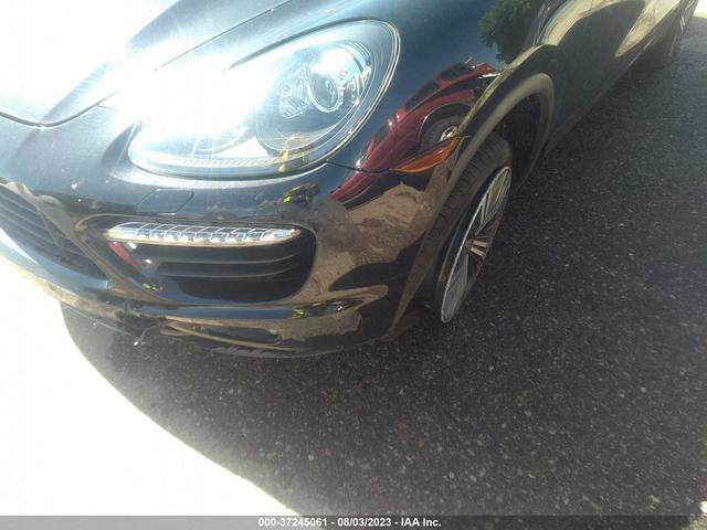 Photo 5 VIN: WP1AC2A27ELA80988 - PORSCHE CAYENNE 