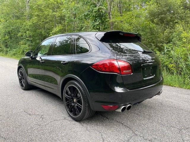 Photo 2 VIN: WP1AC2A28DLA91450 - PORSCHE CAYENNE TU 