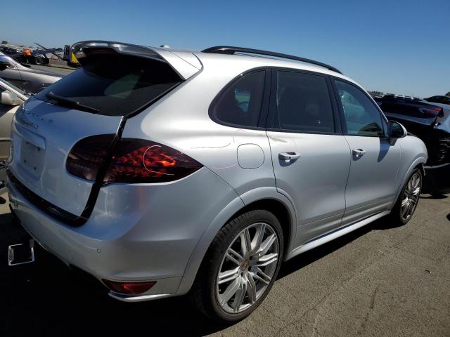 Photo 2 VIN: WP1AD2A23DLA79333 - PORSCHE CAYENNE GT 