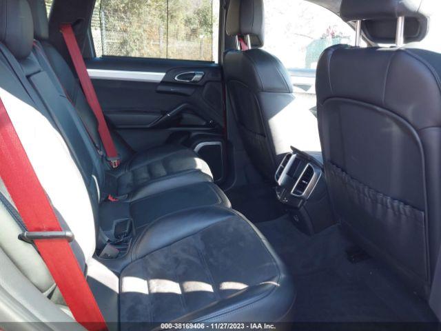 Photo 7 VIN: WP1AD2A23JLA80865 - PORSCHE CAYENNE 