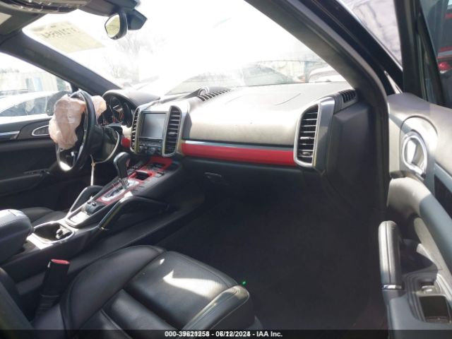 Photo 4 VIN: WP1AD2A25GLA70640 - PORSCHE CAYENNE 