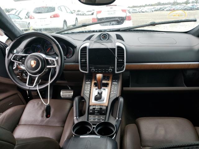 Photo 8 VIN: WP1AD2A25HLA81736 - PORSCHE CAYENNE 