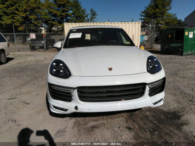 Photo 5 VIN: WP1AD2A27GLA73166 - PORSCHE CAYENNE 