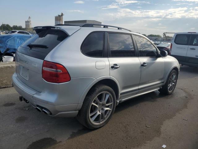 Photo 2 VIN: WP1AD2AP6ALA60119 - PORSCHE CAYENNE GT 