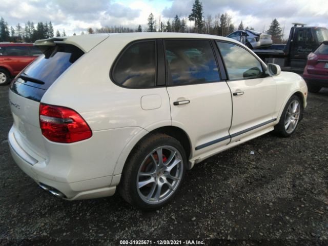 Photo 3 VIN: WP1AD2AP6ALA62114 - PORSCHE CAYENNE 