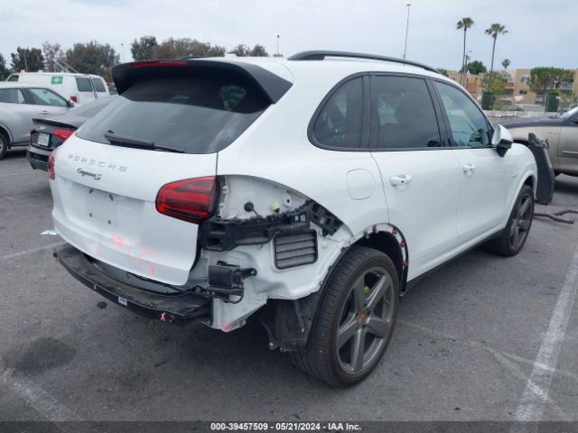 Photo 3 VIN: WP1AE2A20HLA70947 - PORSCHE CAYENNE 