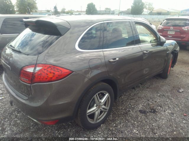 Photo 3 VIN: WP1AE2A21CLA90598 - PORSCHE CAYENNE 