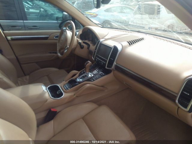 Photo 4 VIN: WP1AE2A21CLA90598 - PORSCHE CAYENNE 