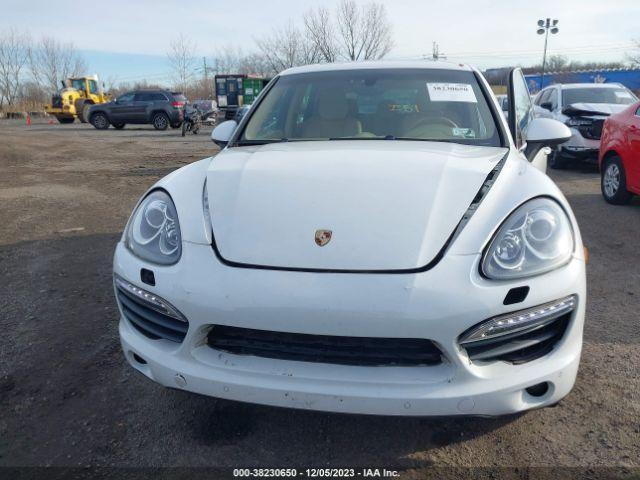 Photo 5 VIN: WP1AE2A22CLA94076 - PORSCHE CAYENNE 