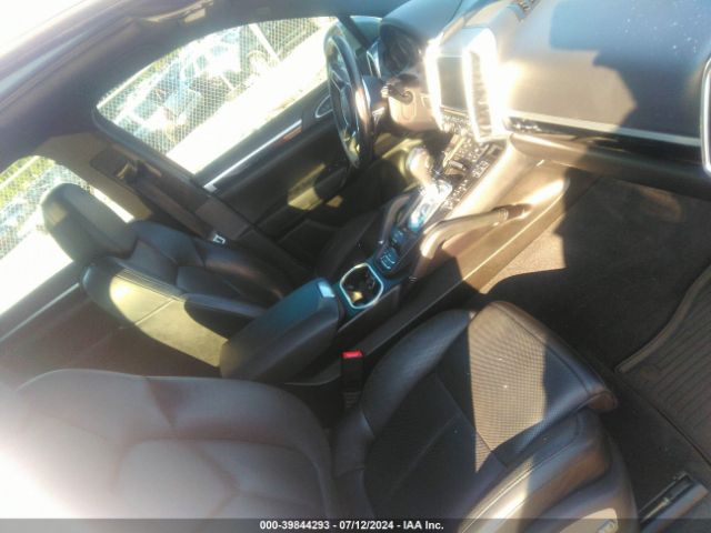 Photo 4 VIN: WP1AE2A22GLA62122 - PORSCHE CAYENNE 