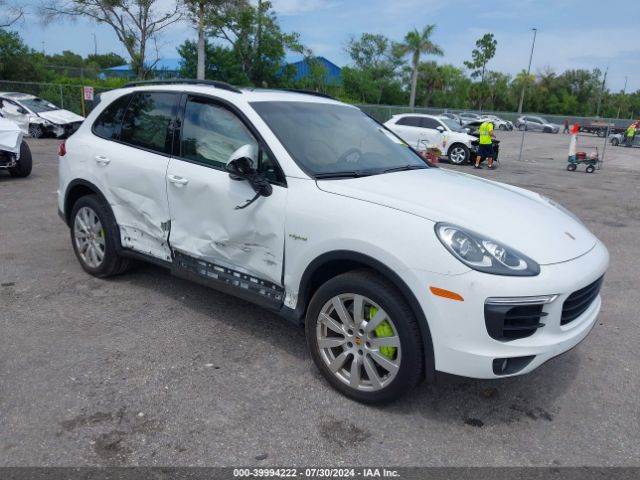 Photo 0 VIN: WP1AE2A22GLA62752 - PORSCHE CAYENNE 