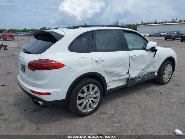 Photo 3 VIN: WP1AE2A22GLA62752 - PORSCHE CAYENNE 