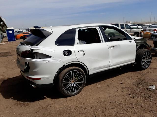 Photo 2 VIN: WP1AE2A23JLA72567 - PORSCHE CAYENNE 