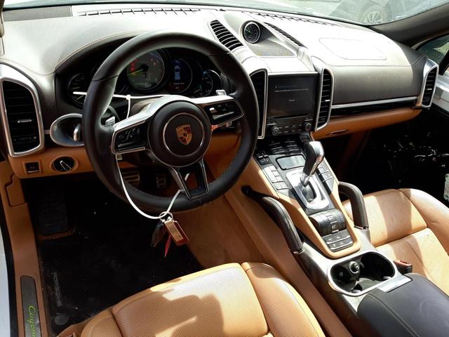 Photo 7 VIN: WP1AE2A23JLA72567 - PORSCHE CAYENNE 