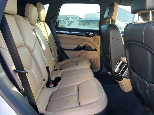 Photo 9 VIN: WP1AE2A24HLA74449 - PORSCHE CAYENNE 