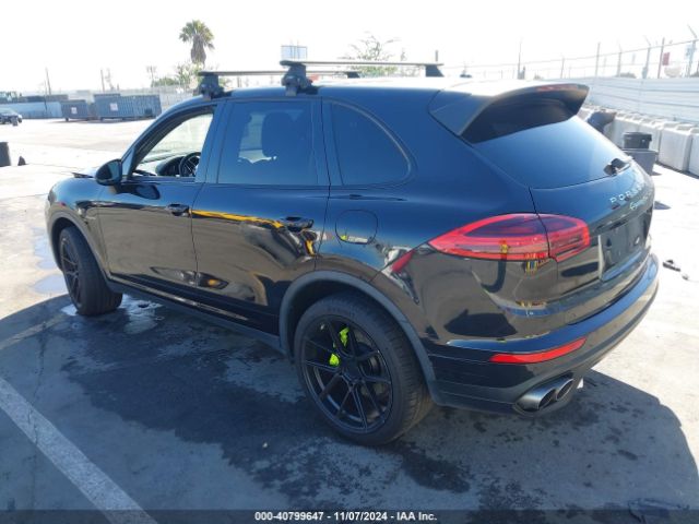 Photo 2 VIN: WP1AE2A25GLA63636 - PORSCHE CAYENNE 