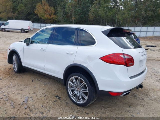 Photo 2 VIN: WP1AE2A26DLA14330 - PORSCHE CAYENNE HYBRID 