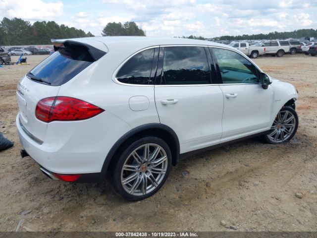 Photo 3 VIN: WP1AE2A26DLA14330 - PORSCHE CAYENNE HYBRID 