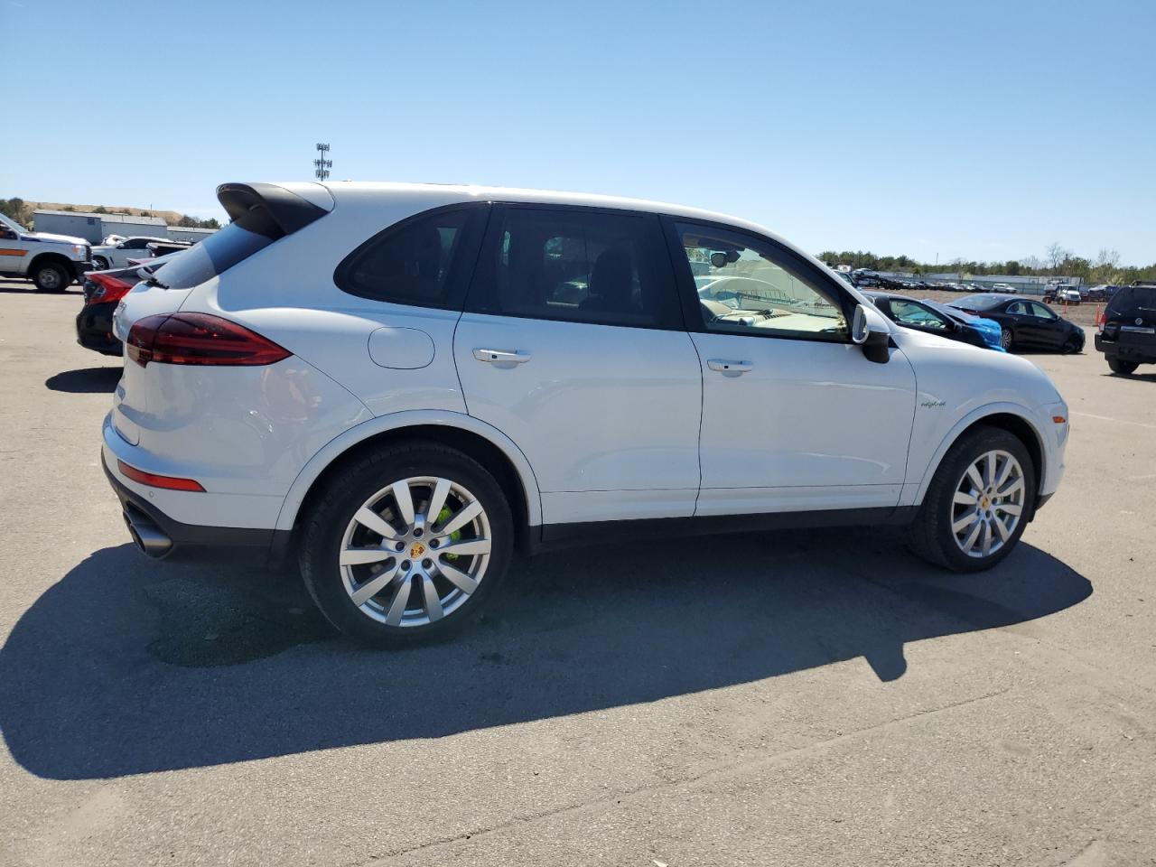 Photo 2 VIN: WP1AE2A26HLA68264 - PORSCHE CAYENNE 