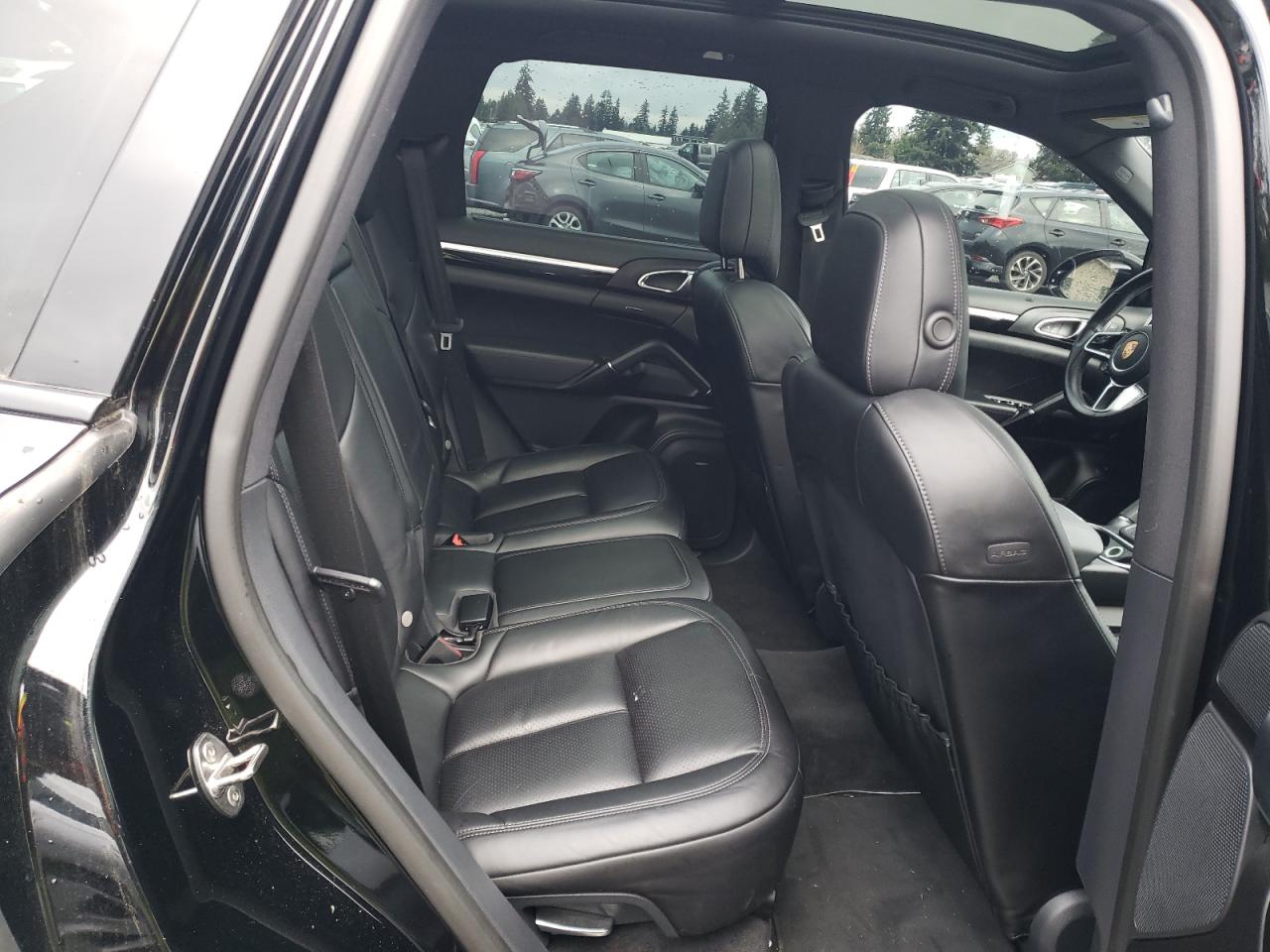 Photo 9 VIN: WP1AE2A26JLA70764 - PORSCHE CAYENNE 