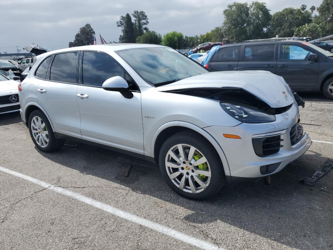 Photo 3 VIN: WP1AE2A27JLA72703 - PORSCHE CAYENNE 