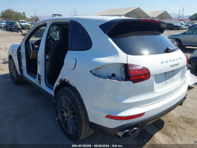 Photo 2 VIN: WP1AE2A28HLA75586 - PORSCHE CAYENNE 