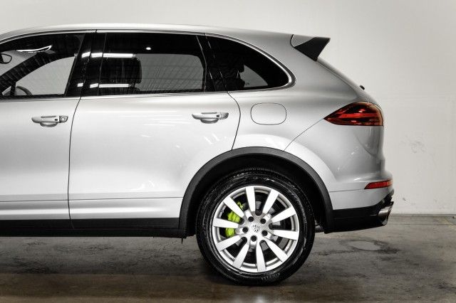 Photo 9 VIN: WP1AE2A29FLA52542 - PORSCHE CAYENNE 