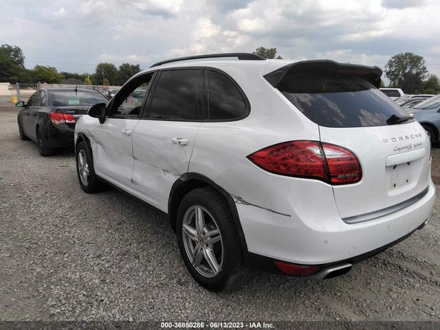 Photo 2 VIN: WP1AE2A2XDLA15318 - PORSCHE CAYENNE 