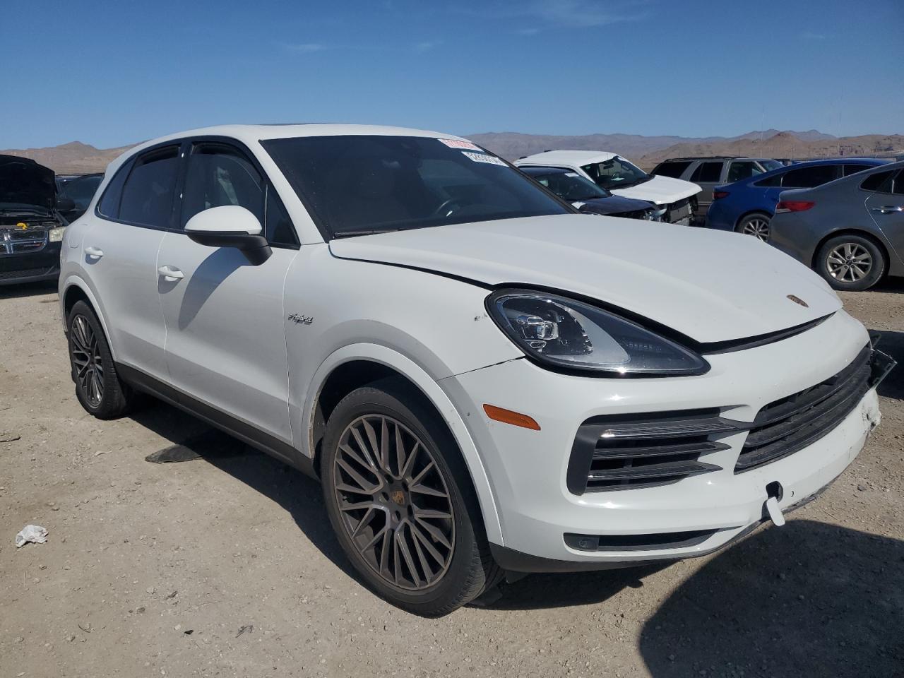 Photo 3 VIN: WP1AE2AY8LDA22927 - PORSCHE CAYENNE 